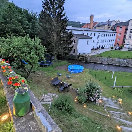 Famzi - Urlaubsmagie - Familienwohnung Mit Sauna, Pool Und Whirpool Am Fluss Apartment