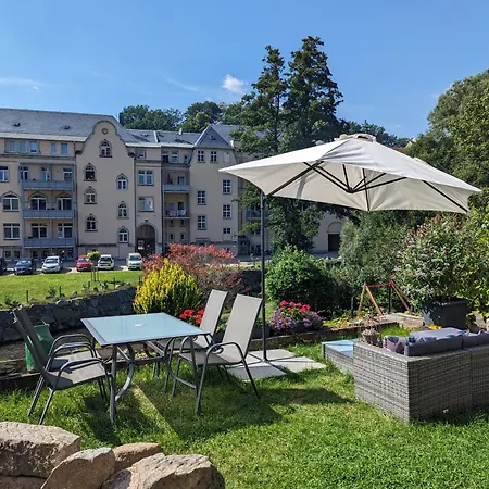 Famzi - Urlaubsmagie - Familienwohnung Mit Sauna, Pool Und Whirpool Am Fluss * Sebnitz