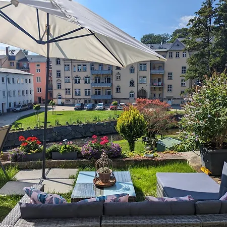 Apartment Famzi - Urlaubsmagie - Familienwohnung Mit Sauna, Pool Und Whirpool Am Fluss