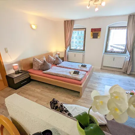 Famzi - Urlaubsmagie - Familienwohnung Mit Sauna, Pool Und Whirpool Am Fluss Apartment