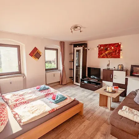 Famzi - Urlaubsmagie - Familienwohnung Mit Sauna, Pool Und Whirpool Am Fluss Apartment Sebnitz